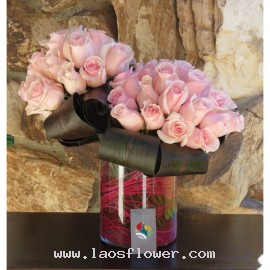 50 Pink Roses In A Vase